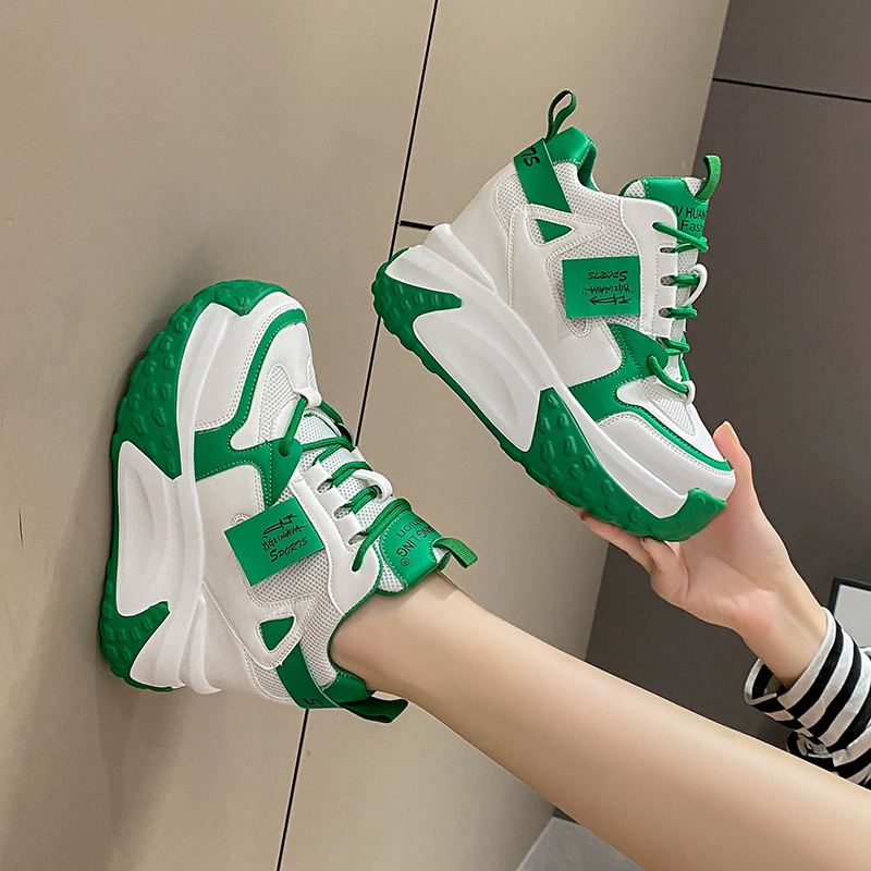 Tênis Feminino Plataforma Alta - Leather Sneaker Care Kit avaliação e preço